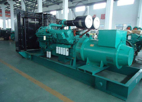 突泉800kw康明斯柴油发电机组